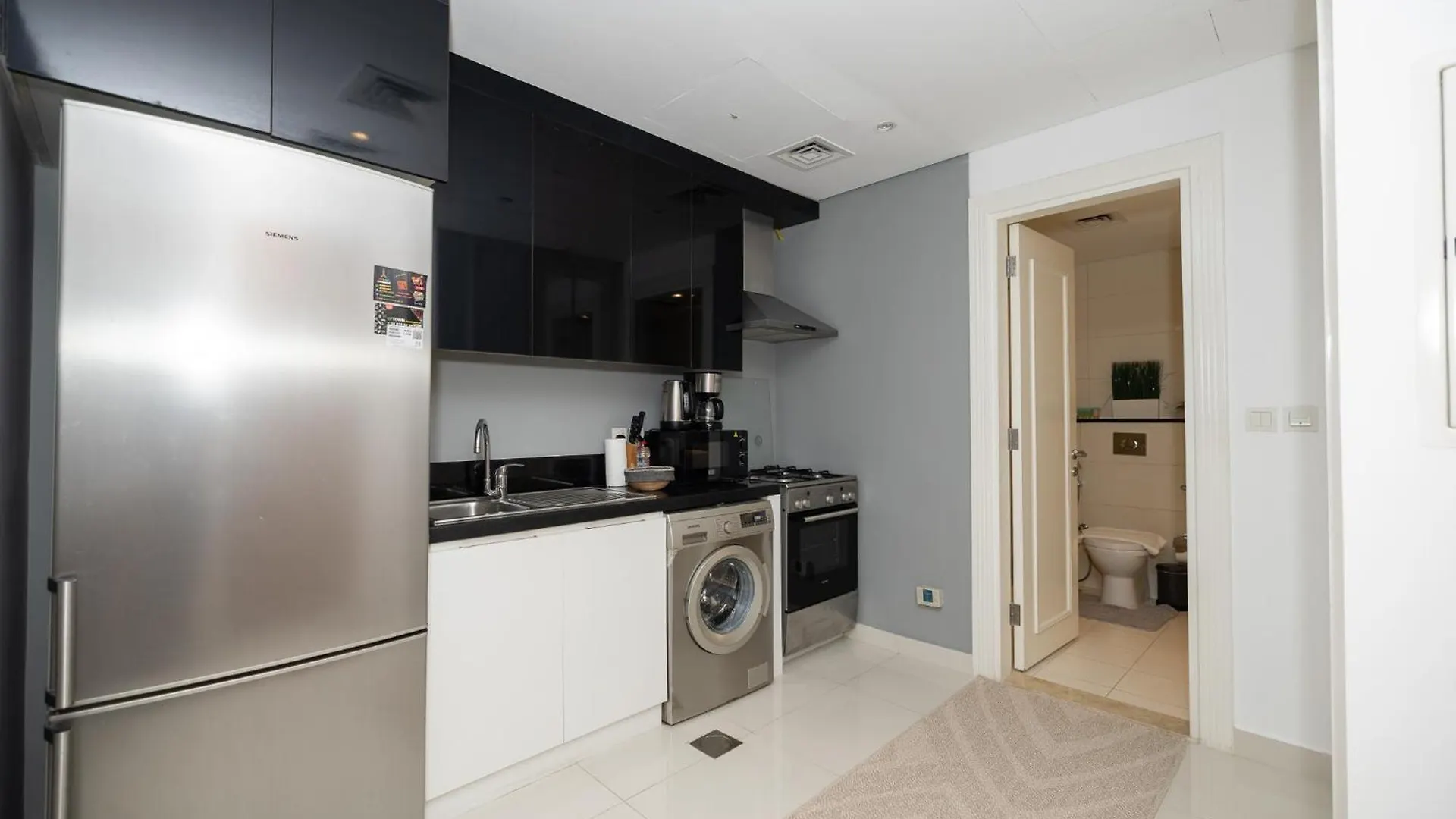 Apartment New High-Floor Studio In A Central Location Dubai
